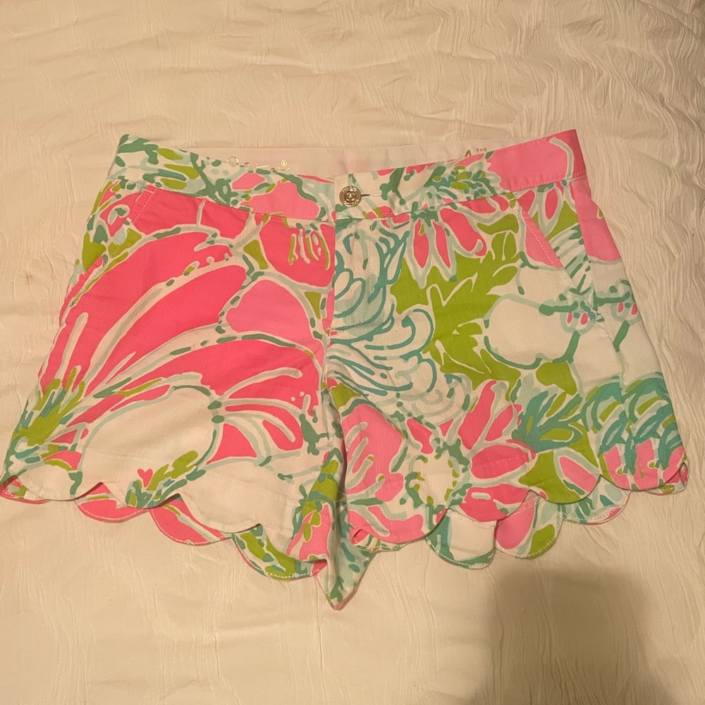 Lilly Pulitzer buttercup shorts